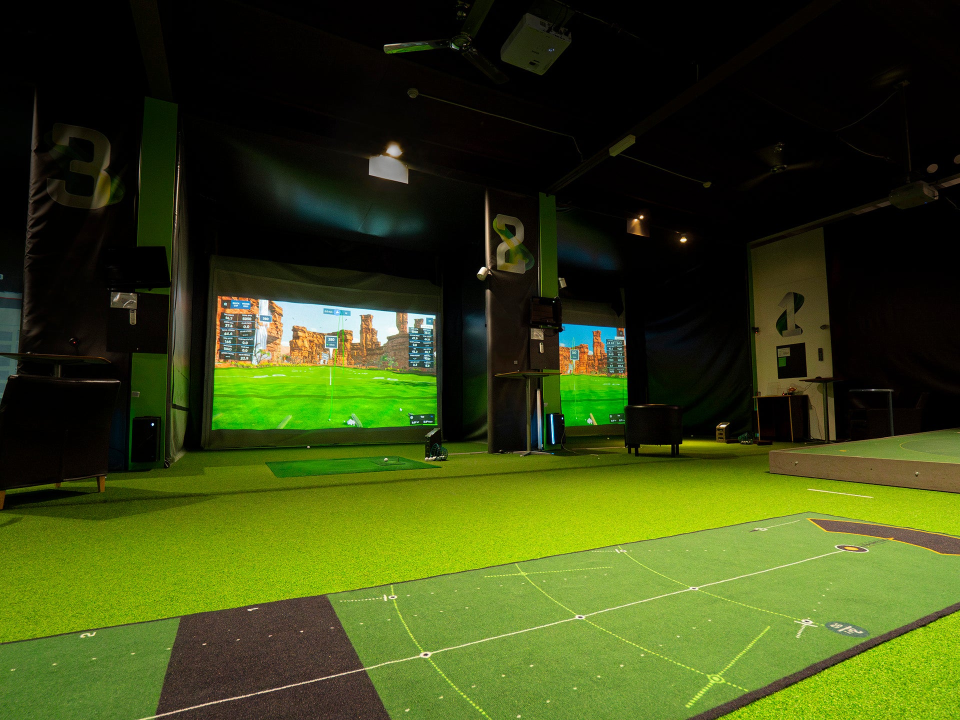 GreenClub-Golf-Lets-Golf-Golf-indoor-5