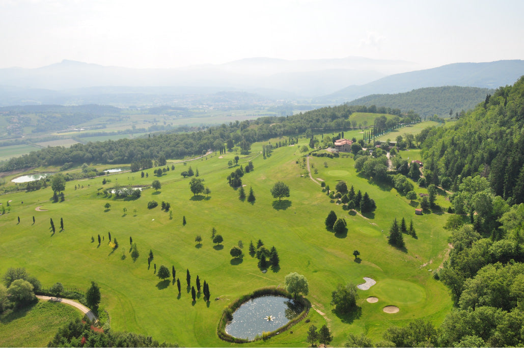 GreenClub-Golf-Suisse-Golf-Club-Casentino-Italie-foto-aerea