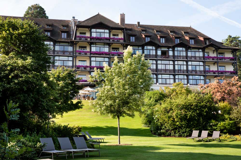 GreenClub-Golf-Suisse-HD_2019_HE_Exterieur-facade-cote-jardin-_-C.-Bielsa