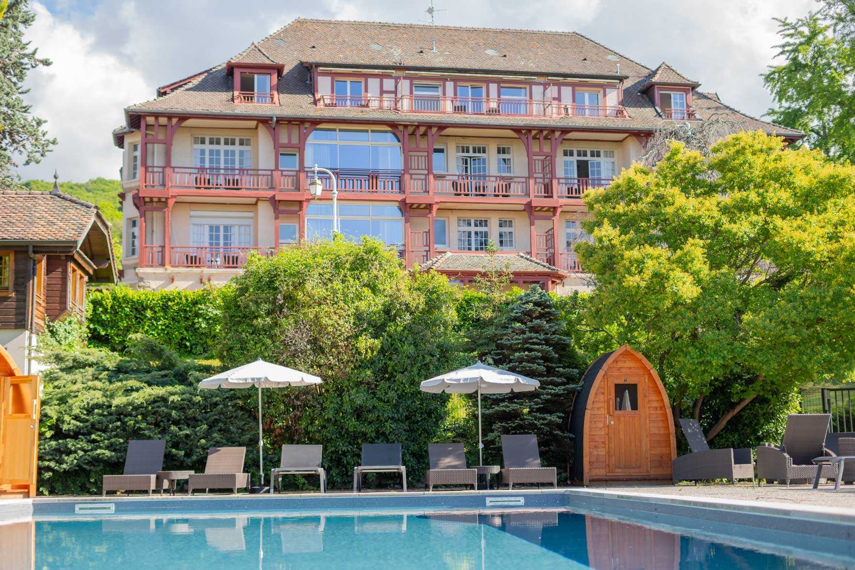 GreenClub-Golf-Suisse-Hotel-Verniaz-Evian-VZ-_-Piscine-et-Spa-c-Edouard-Guibaud-33