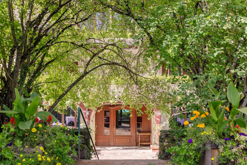 GreenClub-Golf-Suisse_bistrot_laverniaz_cnovemberstudio-2